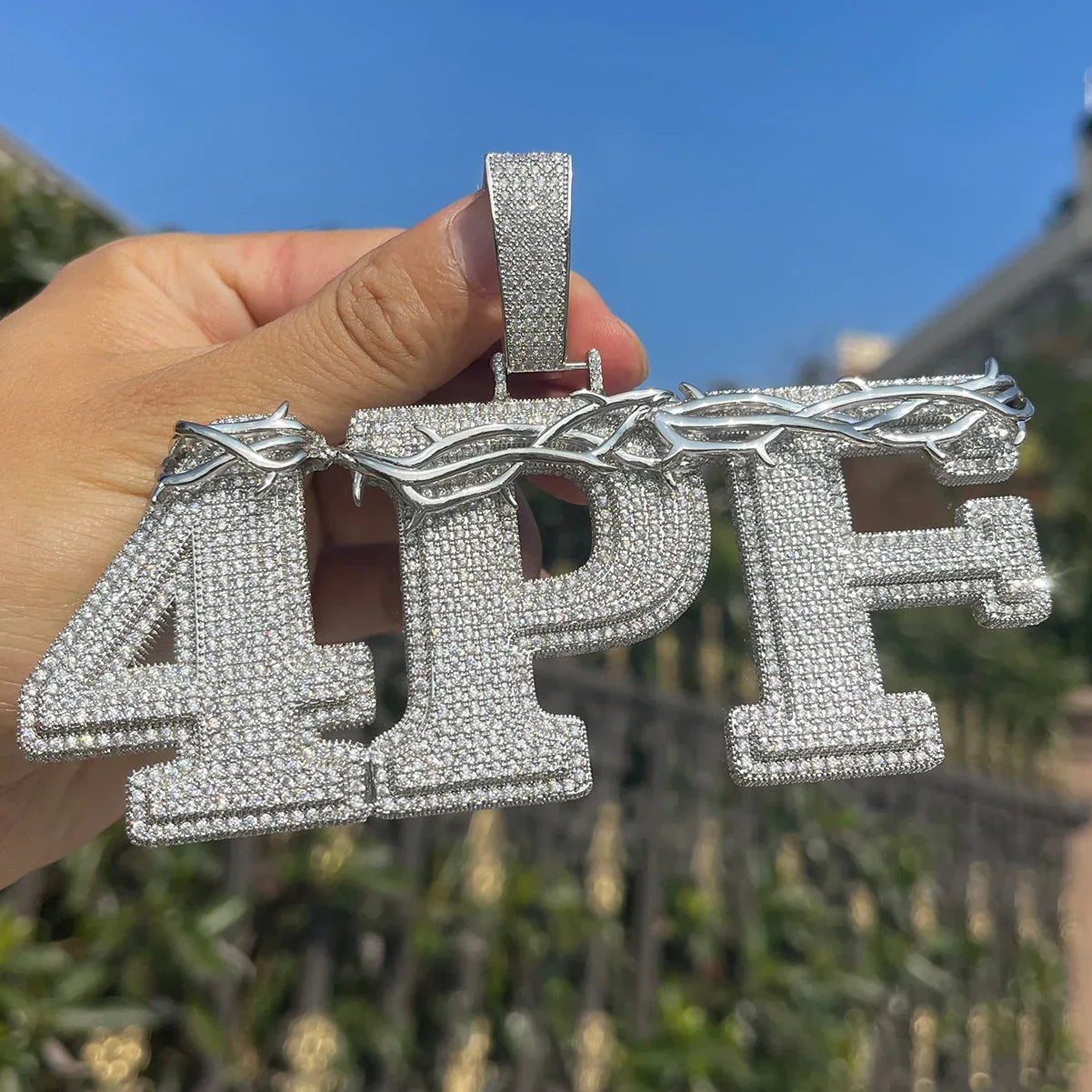 Thorn Crown Edition Iced Out Personalized Custom Name Necklace Pendant - Luxury Custom Jewelry - CaratixJewelry